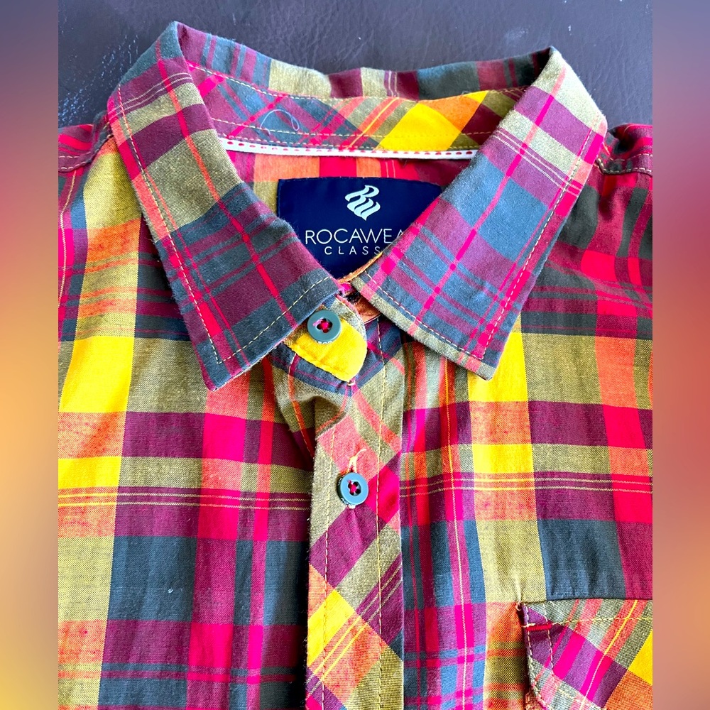Rocawear plaid shirt